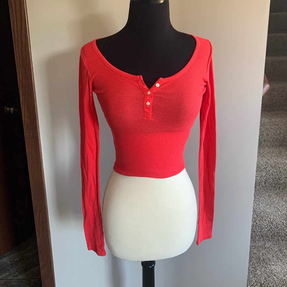 Women’s XS Red Hollister Cropped Long Sleeve